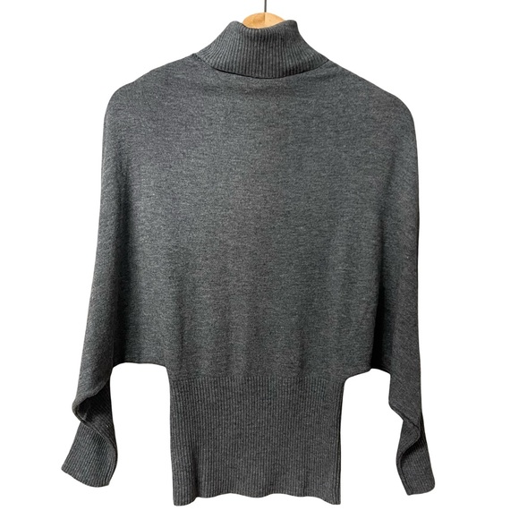 Vintage Burberry Womens Cashmere Blend Sweater Size S Turtleneck Dolman Sleeve - Picture 2 of 9